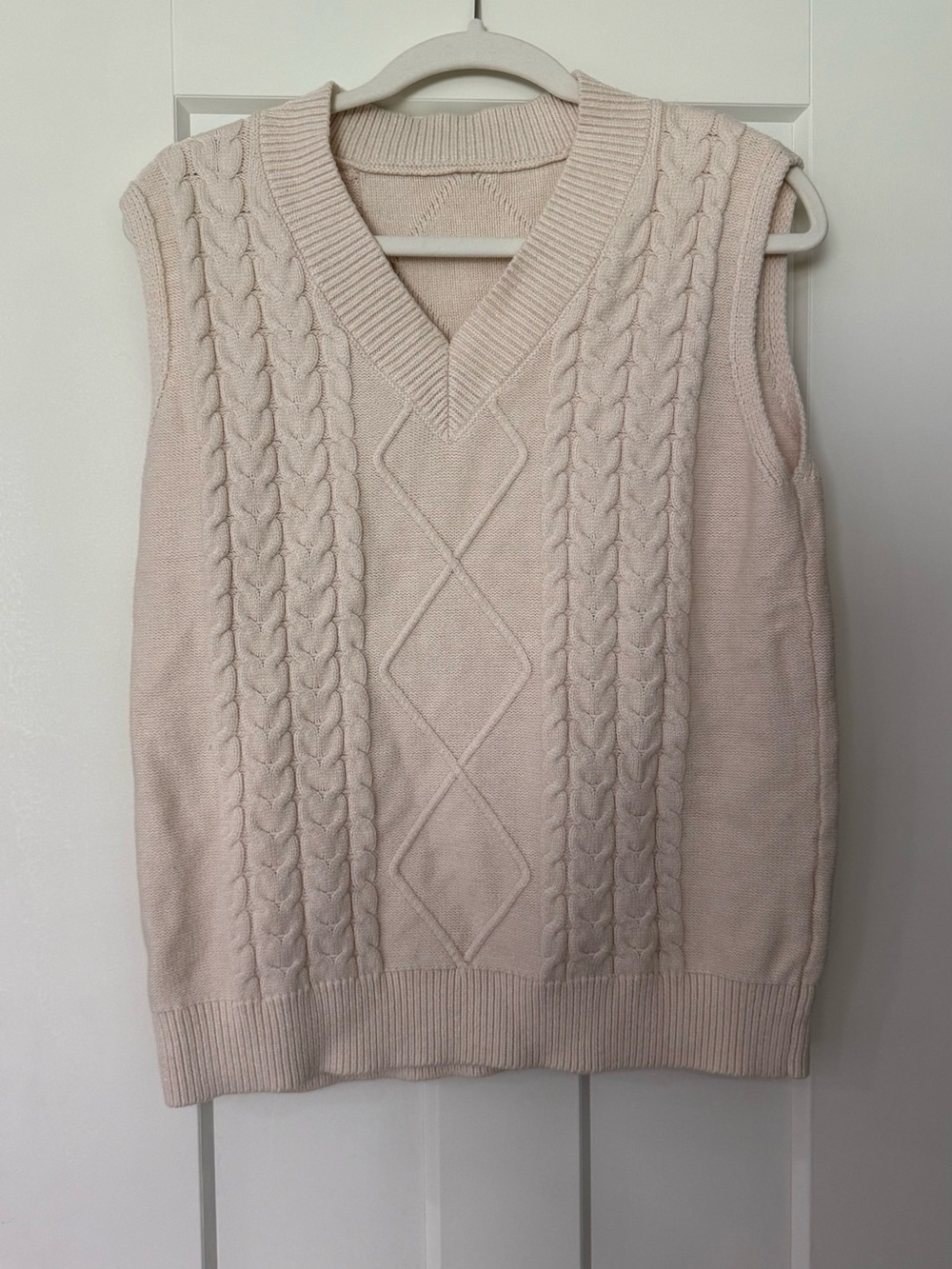 Classic Cable-Knit V-Neck Sweater Vest in Light Cream